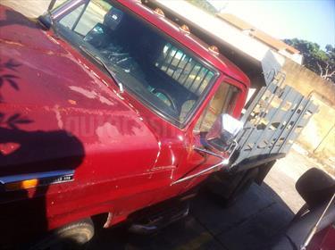 foto Ford F-350 Furgon L6 4.9L 300in usado (1979) color Rojo Alfa precio u$s2.700