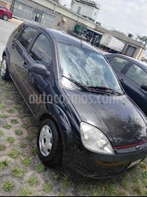 Foto venta Auto Seminuevo Ford Fiesta Hatchback First (2006) color Gris precio $47,000