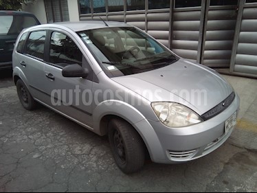 Foto venta Auto usado Ford Fiesta Hatchback First (2005) color Gris Plata precio $50,000