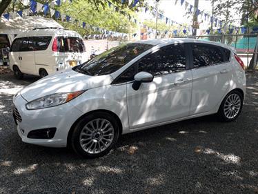 foto Ford Fiesta Titanium Aut usado (2014) color Blanco Oxford precio $39.000.000
