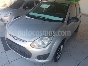 Foto venta Auto Seminuevo Ford Fiesta Ikon Hatch Ambiente (2015) color Plata precio $93,000