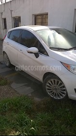 Foto venta Auto usado Ford Fiesta Kinetic Titanium (2014) color Blanco Oxford precio $350.000