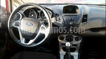 foto Ford Fiesta 1.6L SE usado (2014) color Rojo Rubí precio $7.500.000