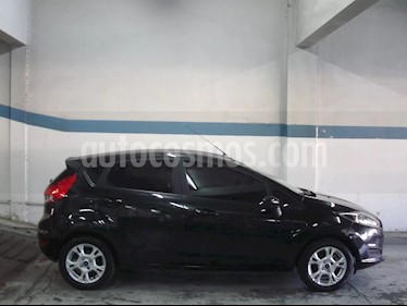 foto Ford Fiesta 5P Edge Plus usado (2015) color Gris Grafito precio $308.900