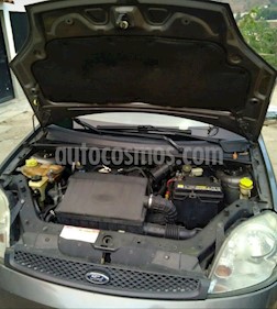 foto Ford Fiesta Power usado (2010) color Plata precio u$s4.000