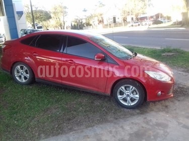 Foto venta Auto Usado Ford Focus Sedan 2.0L SE Plus (2013) color Rojo precio $340.000