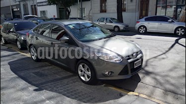 Foto venta Auto Usado Ford Focus Sedan SE 2.0L Duratec (2014) color Gris