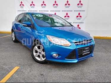 Foto venta Auto Seminuevo Ford Focus SE Aut (2013) color Azul Electrico precio $150,000