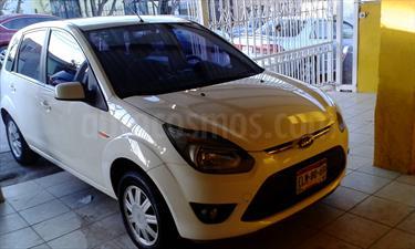Foto venta Auto Seminuevo Ford Ikon Ambiente Ac (2012) color Blanco Diamante precio $92,000