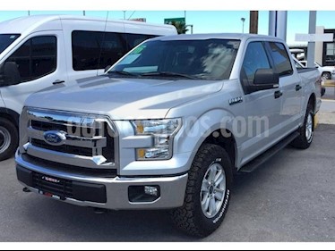 Foto venta Auto usado Ford Lobo 4 PTS. CREW CAB XLT, TA, 4X4 (2016) color Plata precio $540,000