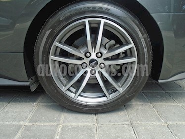 Foto venta Auto Seminuevo Ford Mustang ECOBOOST TA 2.3L (2017) color Gris precio $375,000