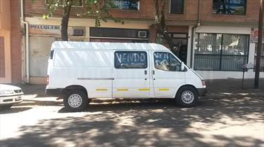 foto Ford Transit Minibus 190 L usado (2000) color Blanco precio $150.000