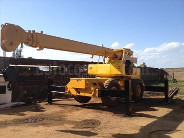 Foto venta carro usado Freightliner FLD 120 Chasis L6 12 (2001) color Amarillo Crono precio u$s19.000