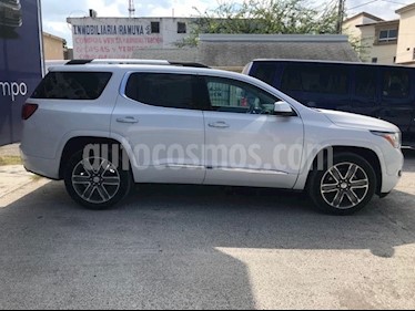 Foto venta Auto Seminuevo GMC Acadia Denali (2017) color Blanco Oxford precio $620,000
