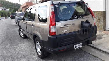 Foto venta carro usado Honda CR-V Auto. 4x4 (2006) color Dorado precio u$s6.000