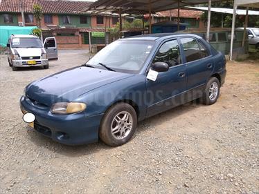 Hyundai Accent GLS 1500 cc usado (1998) color Azul Oscuro precio $8.000.000