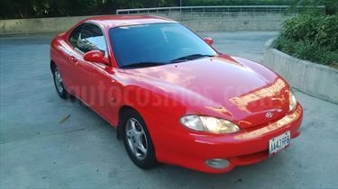 Foto venta carro usado Hyundai Coupe Tiburon Edicion Especial L4 1.8i (2000) color Rojo precio u$s3.500