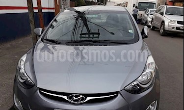 foto Hyundai Elantra 1.6 GLS usado (2013) color Gris precio $7.000.000