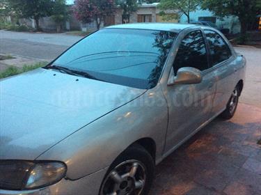 Foto venta Auto Usado Hyundai Elantra 1.8 GLS 4P Full (1999) color Aluminio precio $70.000