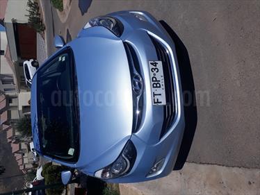 foto Hyundai Elantra GLS 1.6 Plus usado (2013) color Celeste precio $7.400.000