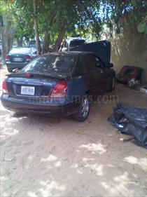 Foto venta carro usado Hyundai Elantra GLS 2.0L Aut (2004) color Negro precio u$s2.000