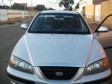 foto Hyundai Elantra GLS Sinc. usado (2007) color Plata precio u$s3.200