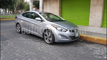 foto Hyundai Elantra Limited Tech Aut usado (2015) color Gris precio $175,000