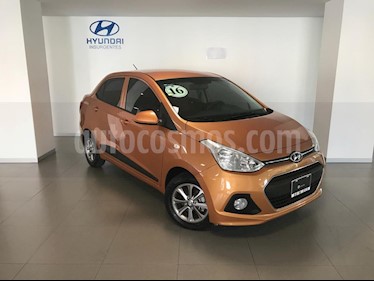 Foto venta Auto Seminuevo Hyundai Grand i10 GLS Aut (2016) color Naranja precio $164,000