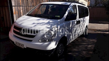 Hyundai H-1 Minibus GL 2.5 Diesel 12P Ac usado (2008) color Blanco precio $9.000.000