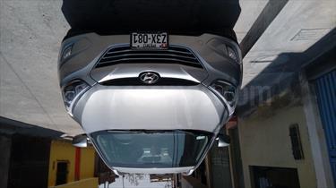 foto Hyundai Tucson GL 2.0L 4x2 usado (2014) color Gris precio u$s16,800