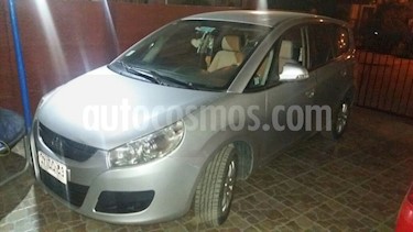 JAC Motors J6 Elegant 5 asientos usado (2011) color Plata precio $3.750.000