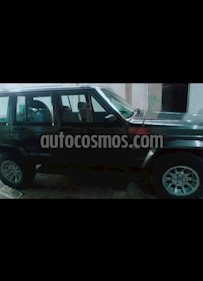 Jeep Cherokee 2.4L Longitude 4x4 usado (1987) color Gris precio u$s4,000