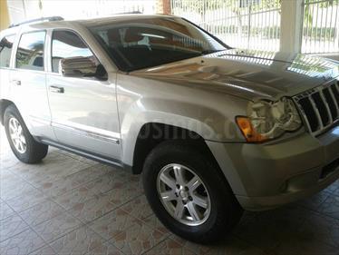 foto Jeep Cherokee Limited 3.7L Aut 4x4 usado (2010) color Beige precio u$s8.600