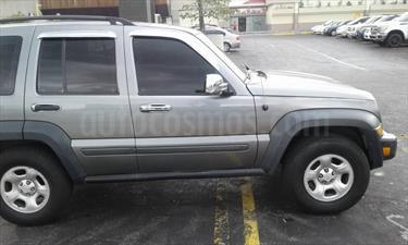 Jeep Cherokee Limited 4x2 usado (2007) color Gris precio u$s3.800