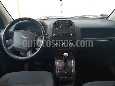 foto Jeep Compass 2.4L Sport usado (2010) color Verde precio u$s9,900
