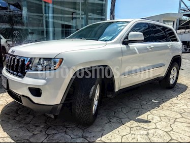Foto venta Auto Seminuevo Jeep Grand Cherokee Laredo 4x2 3.6L V6 Lujo (2013) color Blanco precio $260,000