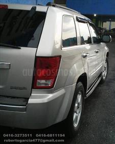 foto Jeep Grand Cherokee Limited Auto. 4x4 usado (2007) color Gris precio u$s6.000