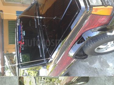 Foto venta carro usado Jeep Wagoneer LTD. 4x4 L6 4.0i (1989) color Negro Cristal precio u$s1.800