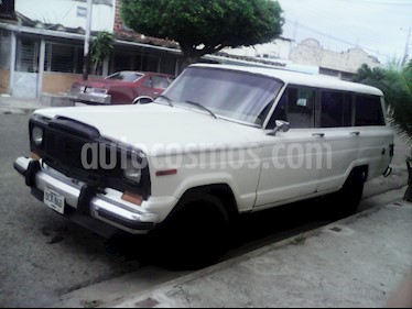 Foto Jeep Wagoneer LTD. 4x4 L6 4.0i usado (1977) color Blanco precio u$s1.100