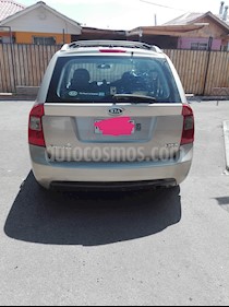 foto Kia Carens 2.0L Diesel usado (2007) color Bronce precio $5.500.000