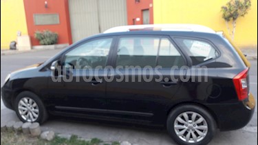 foto KIA Carens 2.0L EX G Aut usado (2011) color Negro precio u$s11,500