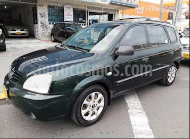 Foto venta Carro Usado KIA Carens 2.0L (2005) color Verde precio $17.900.000