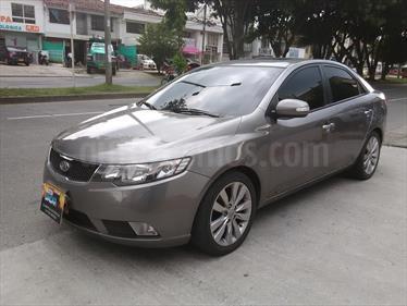 foto KIA Cerato Forte 2.0L Aut usado (2011) color Gris precio $37.000.000