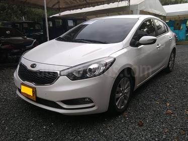 Foto venta Carro usado KIA Cerato Pro 1.6L (2017) color Blanco precio $55.800.000