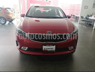 Foto venta Auto Seminuevo Kia Forte EX (2018) color Rojo precio $285,000