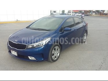 Foto venta Auto Seminuevo Kia Forte LX (2017) color Azul precio $210,000