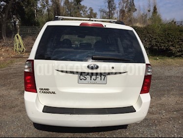 foto Kia Grand Carnival LX 2.9L Diésel Aut Full usado (2011) color Blanco precio $9.350.000