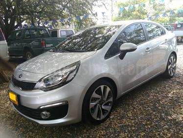 foto KIA Rio 1.4L Spice usado (2016) color Plata precio $42.300.000
