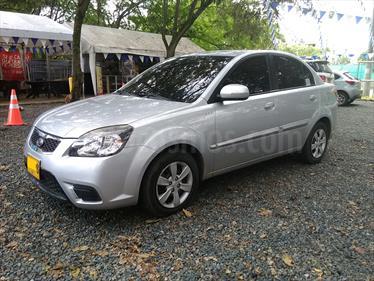 foto KIA Rio 1.6L Xcite usado (2010) color Plata precio $25.800.000