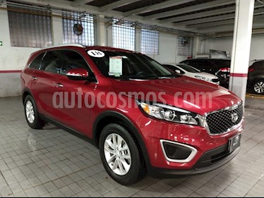 Foto venta Auto Seminuevo Kia Sorento 2.4L LX (2018) color Rojo precio $390,000